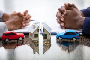 ¿Puedo dejar de pagar la hipoteca conjunta tras el divorcio?