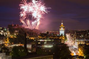 ARAG_¿Dónde puedes viajar en fin de año?_Edimburgo